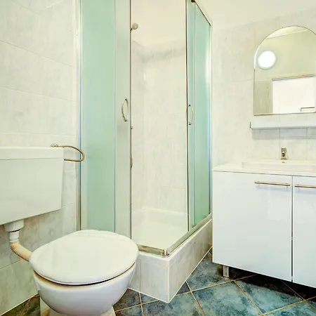 アパート Melandura-6 By Interhome Dinjiška